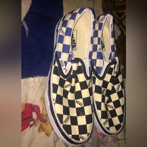 Checkered Vans slip on 8.5M/10W